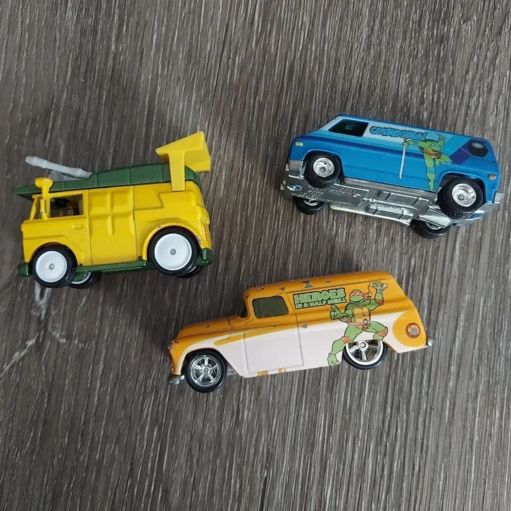 Hot Wheels yellow green